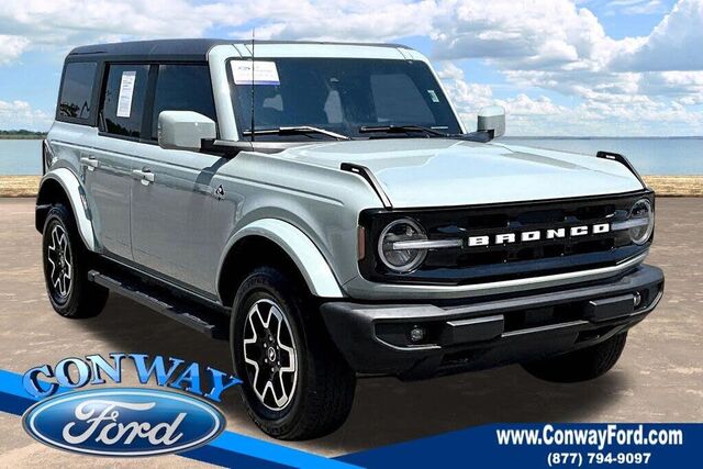 2024 Ford Bronco Outer Banks