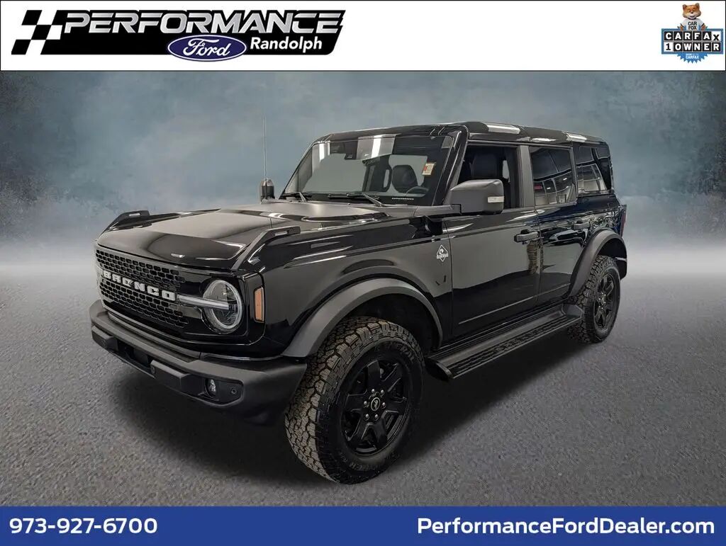 2025 Ford Bronco Outer Banks — photo 1 of 13