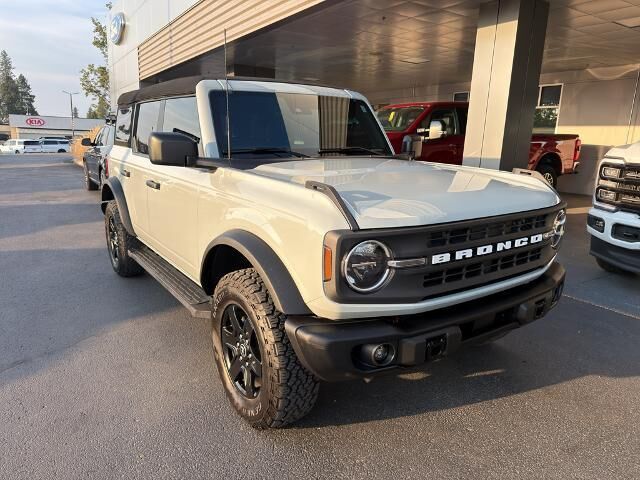 2024 Ford Bronco Black Diamond