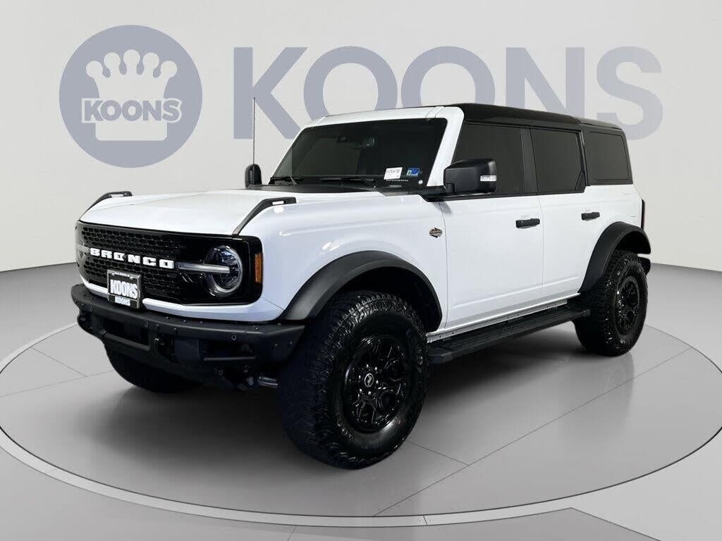 2024 Ford Bronco Wildtrak — photo 1 of 1