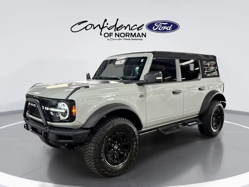 2024 Ford Bronco Wildtrak — photo 1 of 13