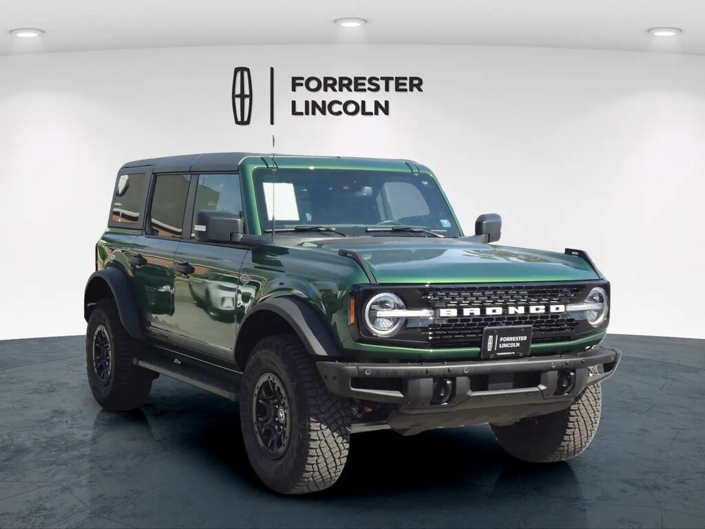 2024 Ford Bronco Wildtrak — photo 1 of 13