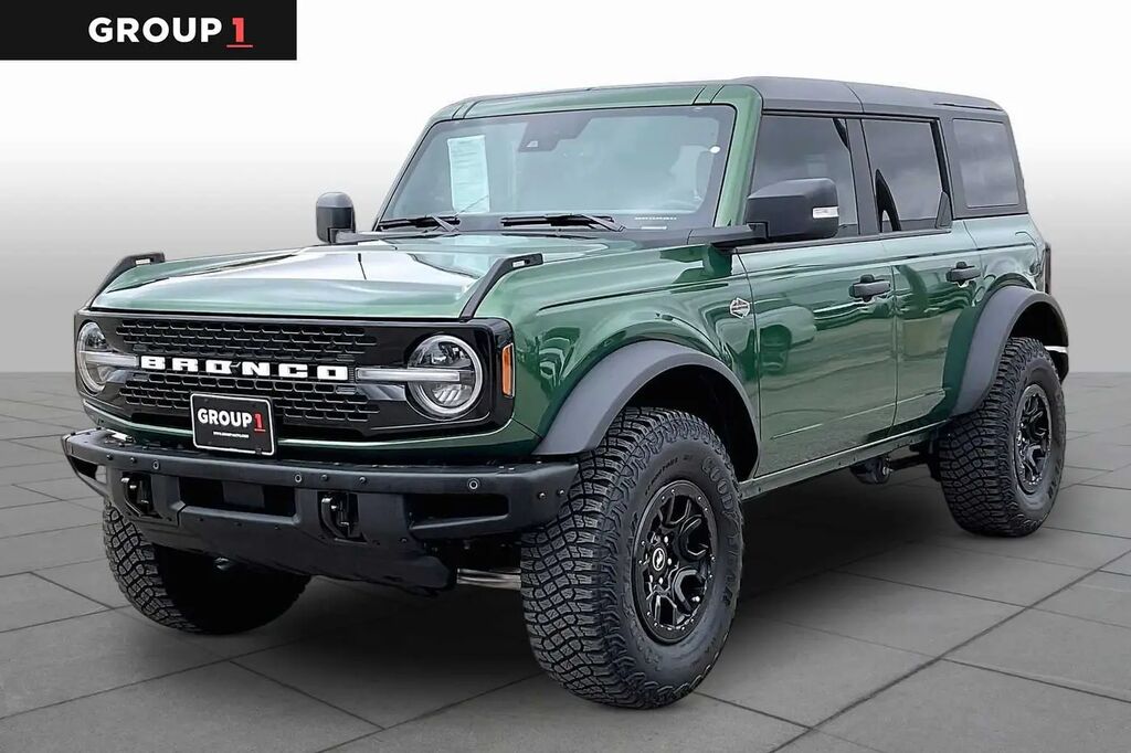 2024 Ford Bronco Wildtrak — photo 1 of 12