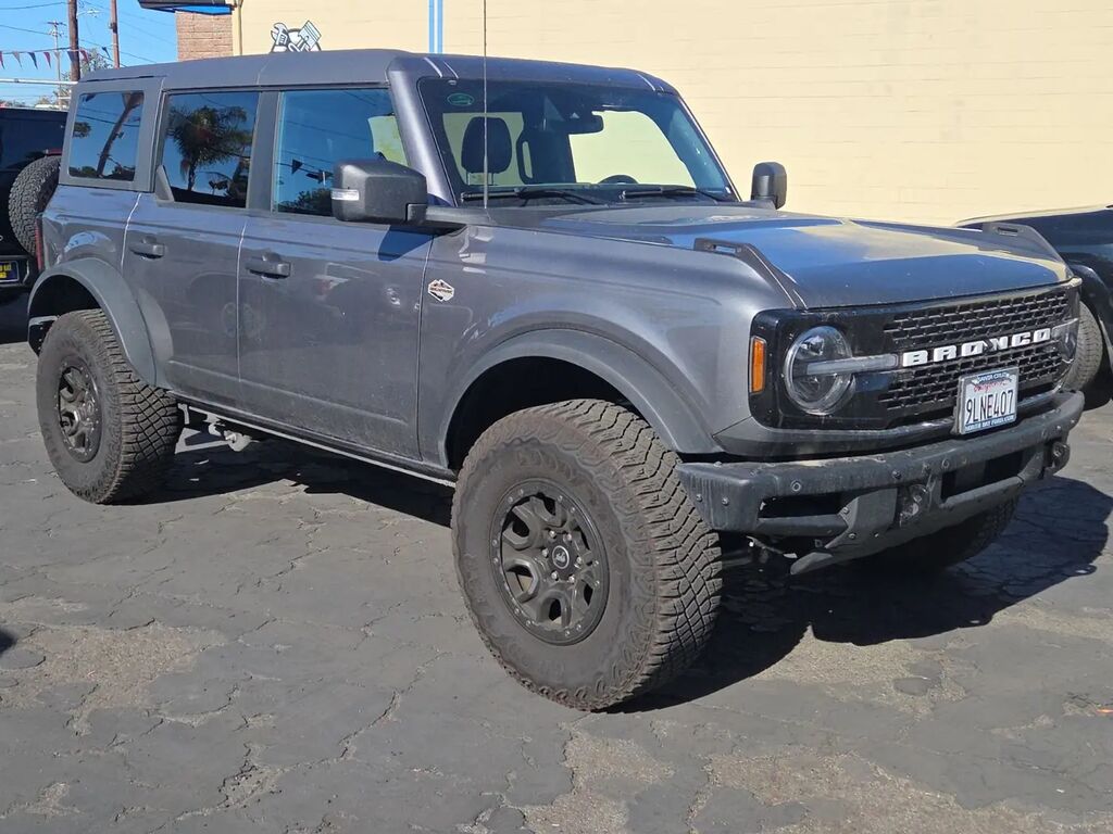 2024 Ford Bronco Wildtrak — photo 1 of 13