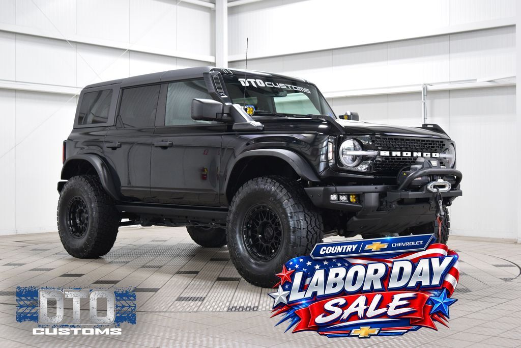 2024 Ford Bronco Everglades — photo 1 of 11