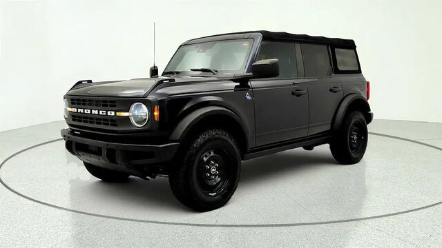 2021 Ford Bronco Base