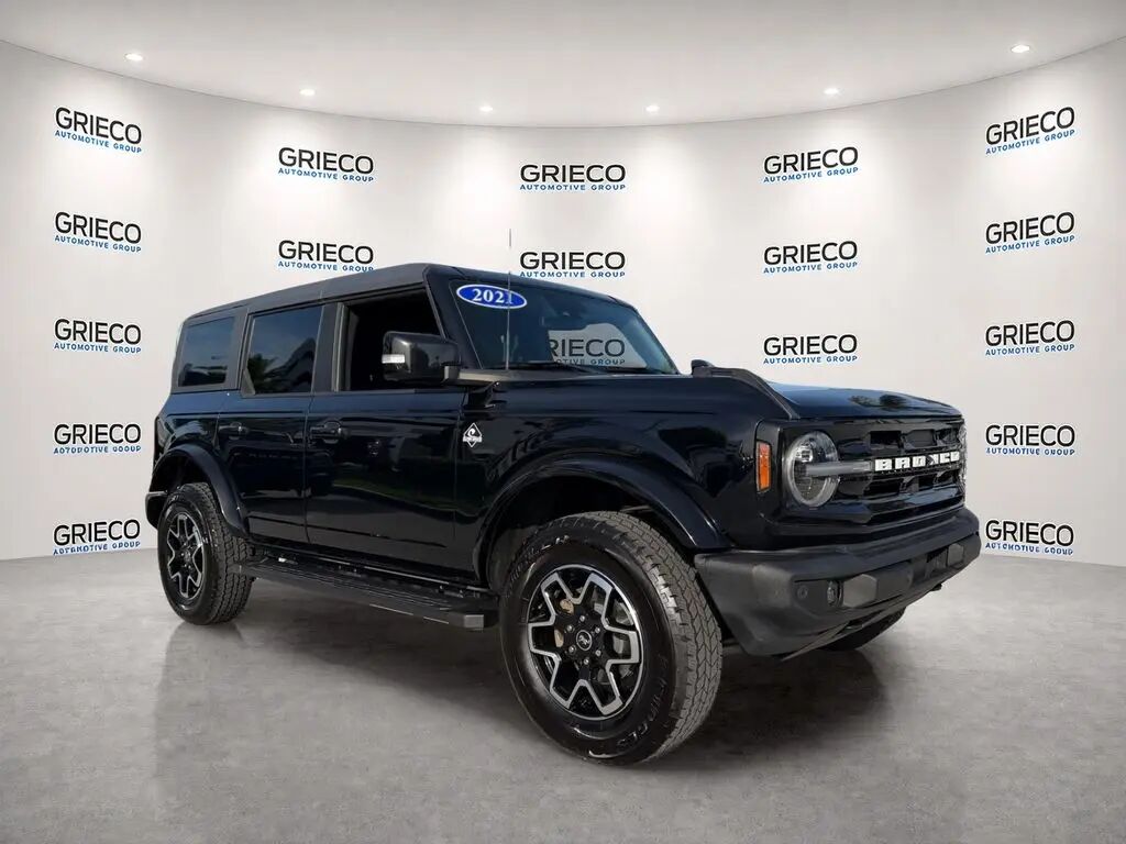 2021 Ford Bronco Base — photo 1 of 13