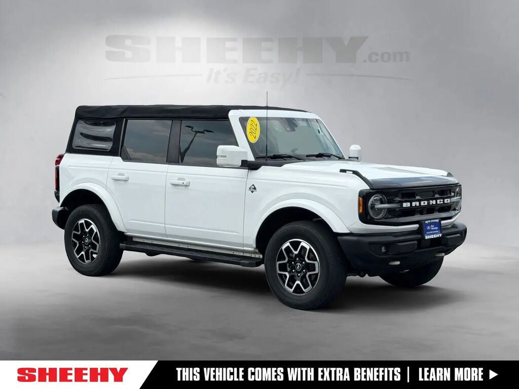 2022 Ford Bronco Outer Banks — photo 1 of 13