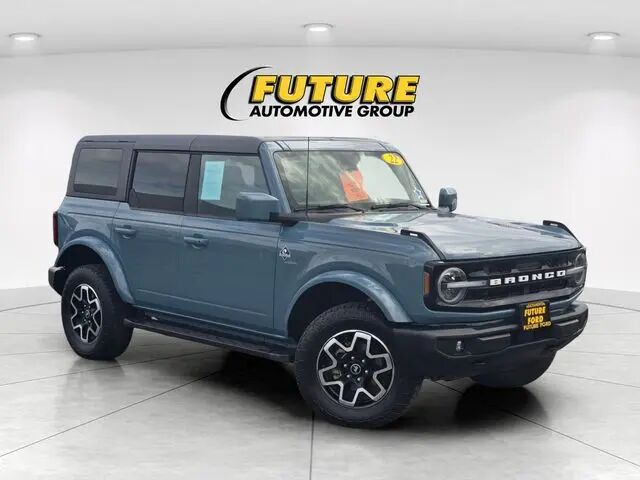 2022 Ford Bronco Outer Banks