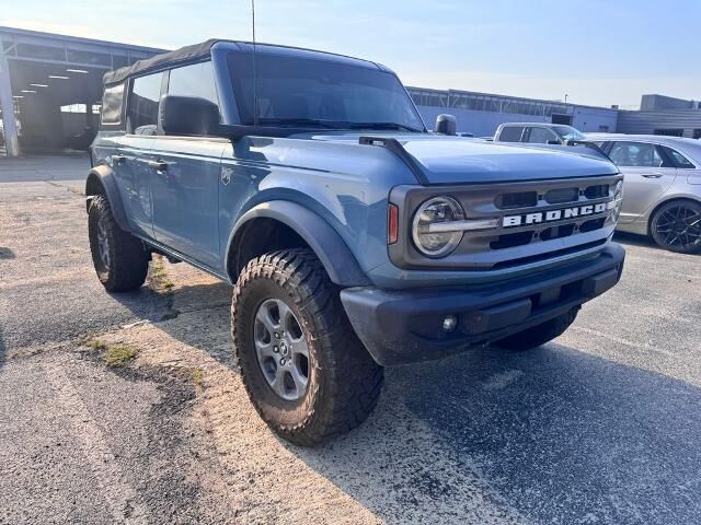 2023 Ford Bronco Base