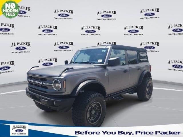 2023 Ford Bronco Base