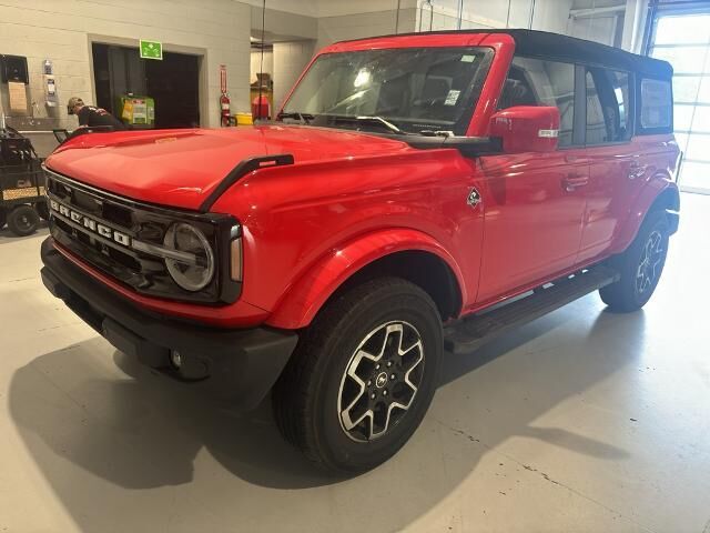 2023 Ford Bronco Outer Banks