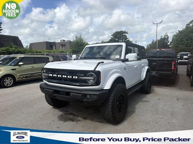 2023 Ford Bronco Outer Banks