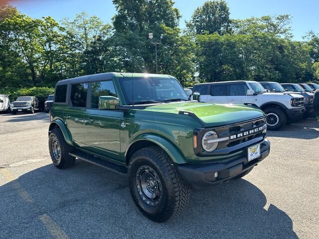 2023 Ford Bronco Outer Banks