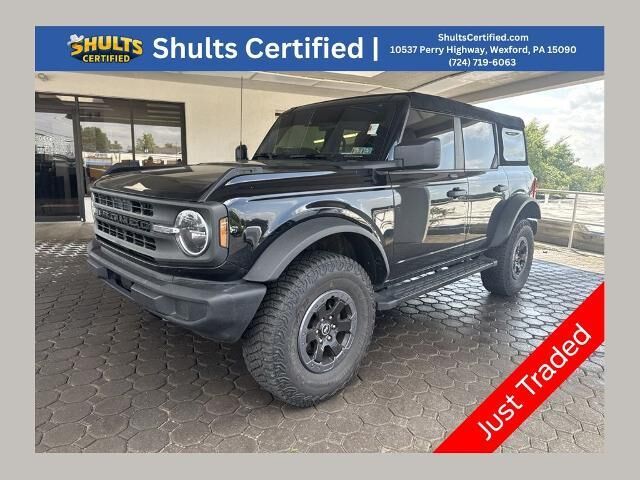 2023 Ford Bronco Base