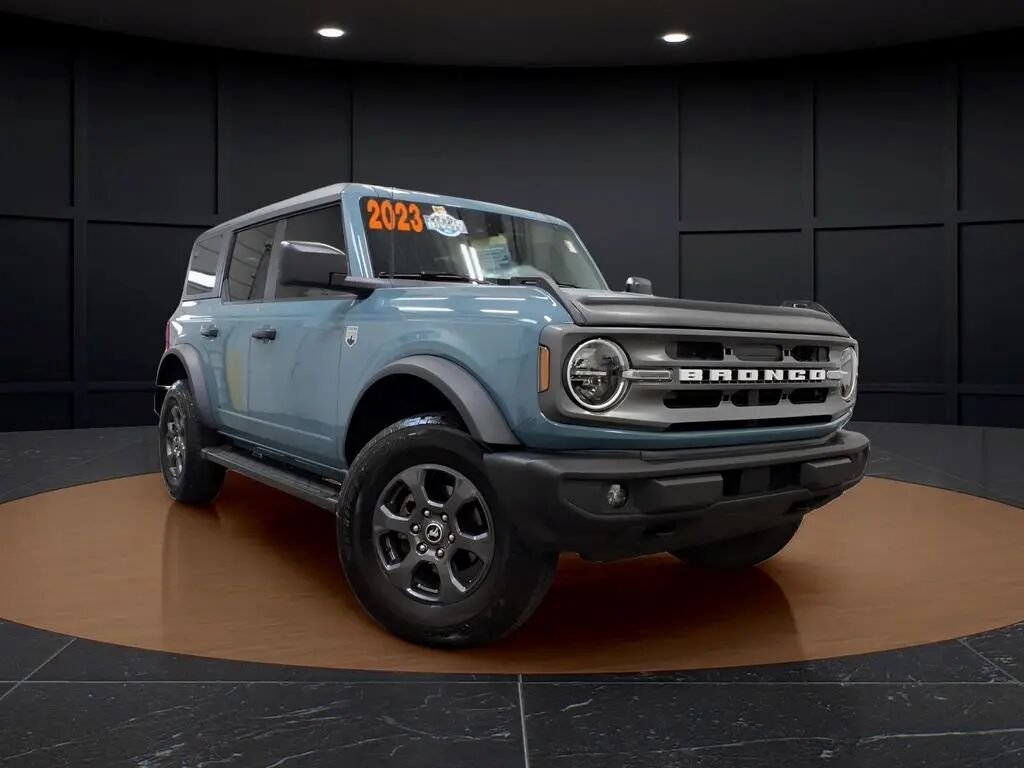 2023 Ford Bronco Big Bend — photo 1 of 13