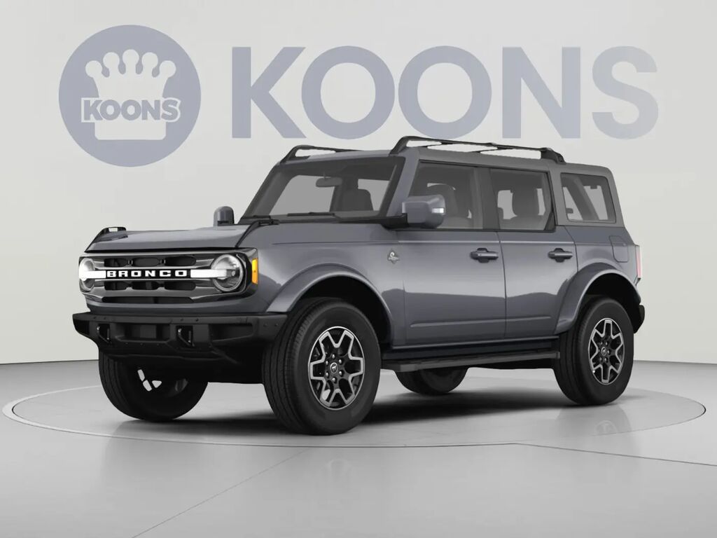 2023 Ford Bronco Outer Banks — photo 1 of 3