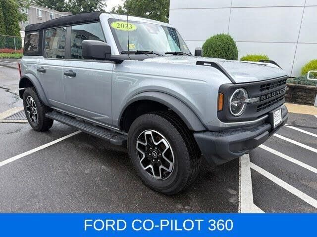 2023 Ford Bronco Base — photo 1 of 1
