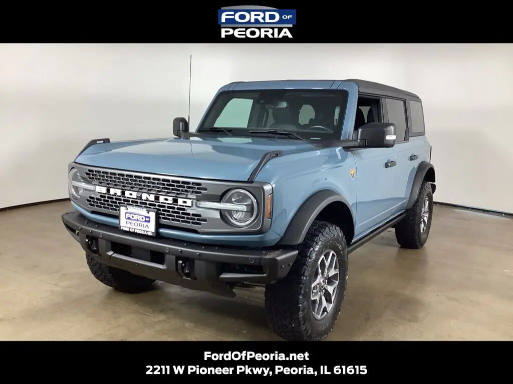 2022 Ford Bronco Base Advanced — photo 1 of 13