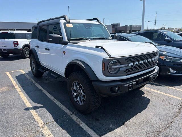 2023 Ford Bronco Base Advanced