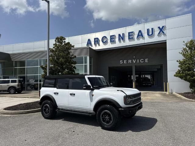 2022 Ford Bronco Base Advanced