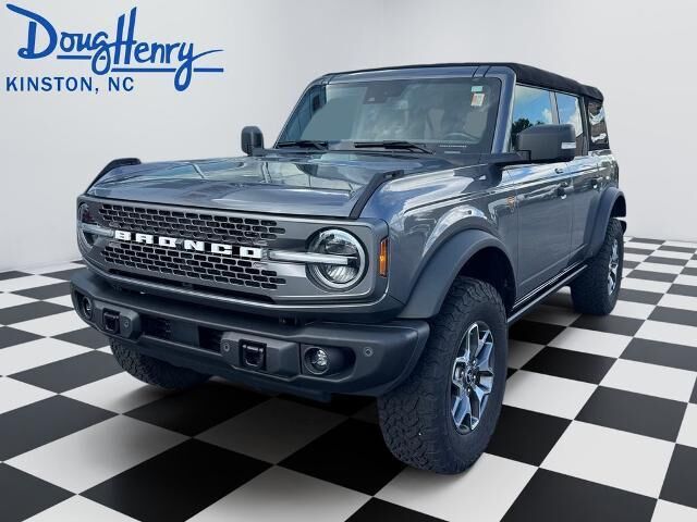 2023 Ford Bronco Base Advanced