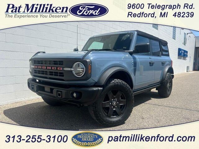 2023 Ford Bronco Base Advanced