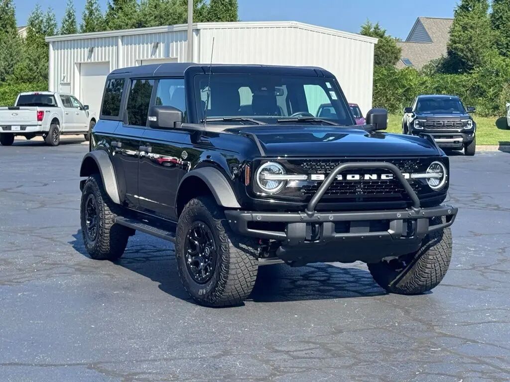 2023 Ford Bronco Wildtrak Advanced — photo 1 of 13