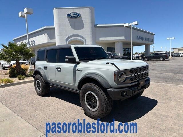 2023 Ford Bronco Base Advanced