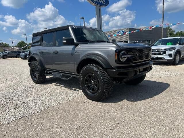 2022 Ford Bronco Base Advanced