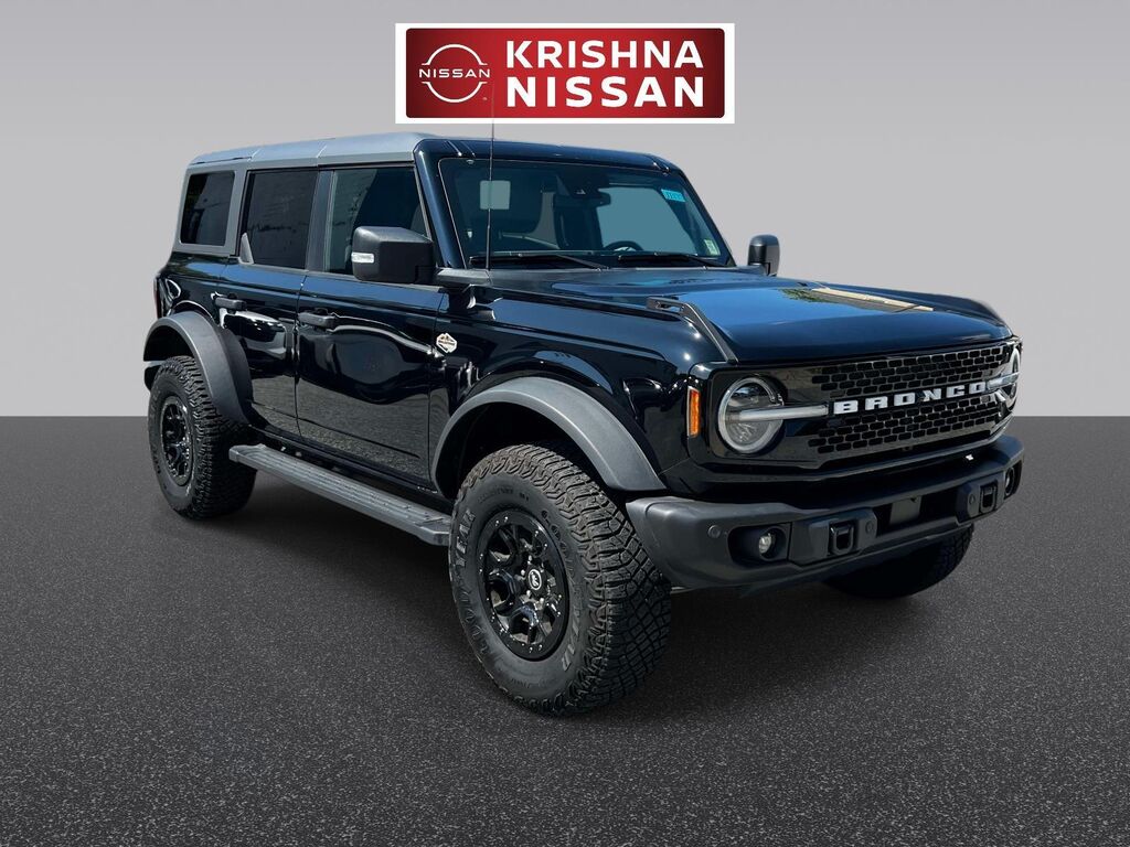 2023 Ford Bronco Badlands Advanced — photo 1 of 13