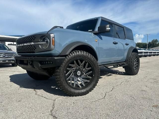 2023 Ford Bronco Outer Banks Advanced