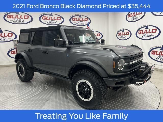 2021 Ford Bronco Badlands Advanced — photo 1 of 13