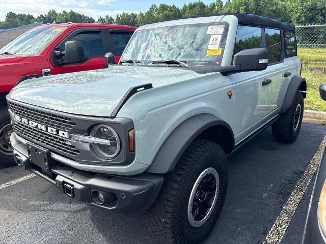 2023 Ford Bronco Base Advanced