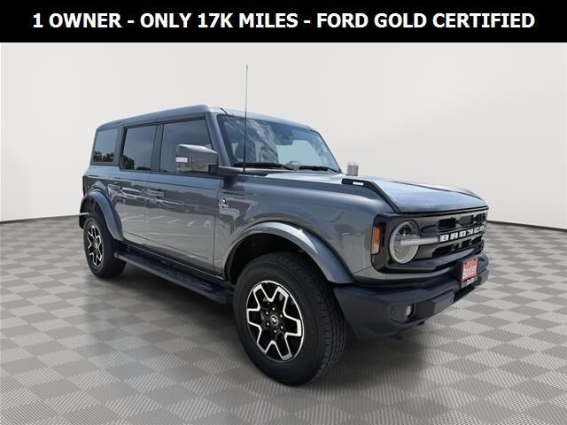 2023 Ford Bronco Wildtrak Advanced — photo 1 of 13