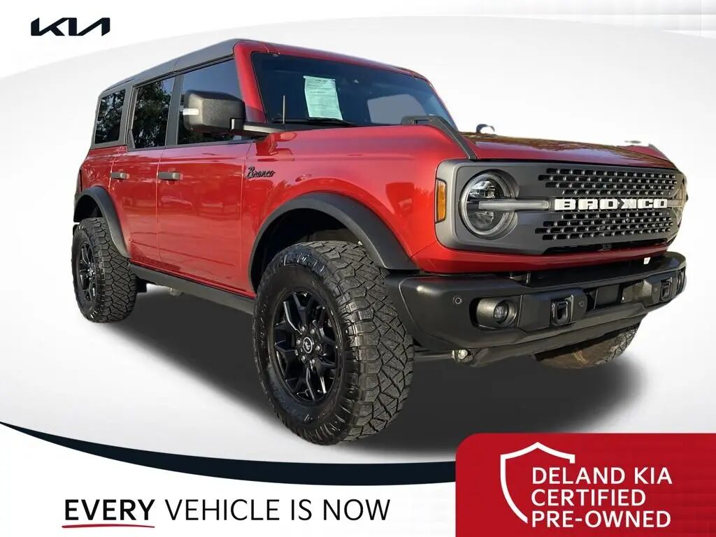2023 Ford Bronco Base Advanced — photo 1 of 13