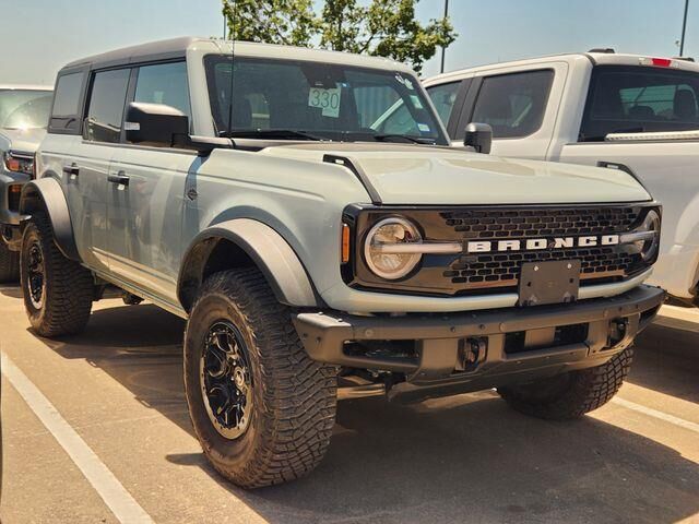 2023 Ford Bronco Badlands Advanced