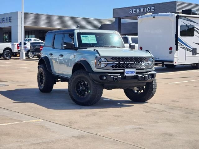 2023 Ford Bronco Base Advanced