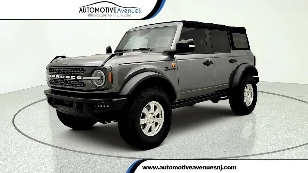 2022 Ford Bronco Badlands Advanced