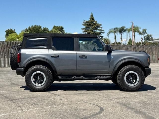 2022 Ford Bronco Base Advanced