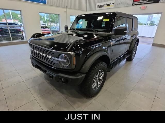 2023 Ford Bronco Base Advanced