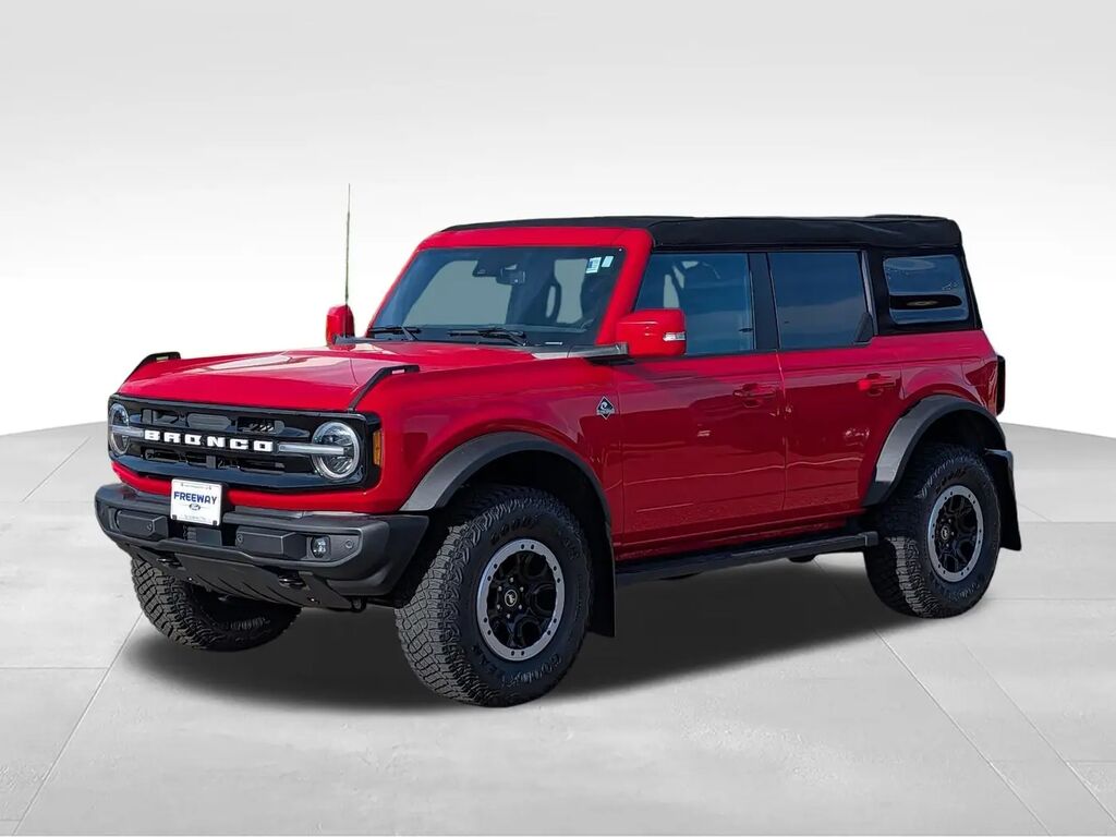 2023 Ford Bronco Base Advanced — photo 1 of 13