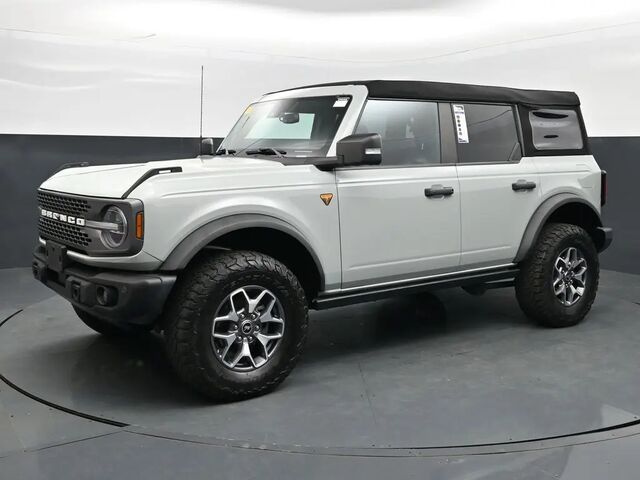 2022 Ford Bronco Black Diamond Advanced