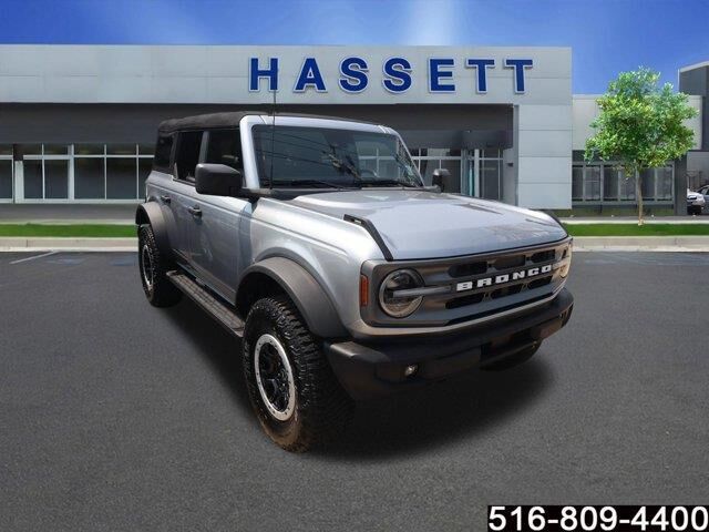 2023 Ford Bronco Badlands Advanced — photo 1 of 13