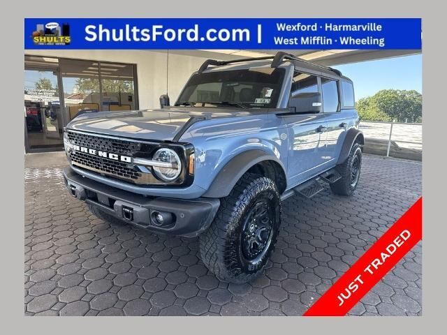 2023 Ford Bronco Big Bend Advanced — photo 1 of 13
