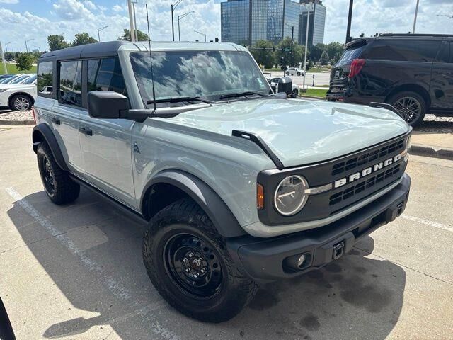2022 Ford Bronco Base Advanced