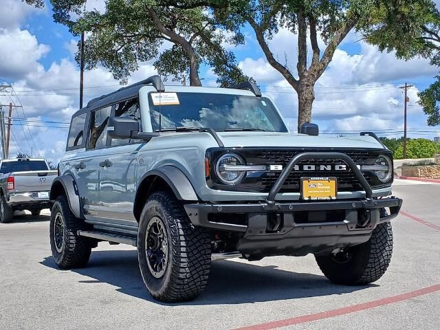 2023 Ford Bronco Badlands Advanced