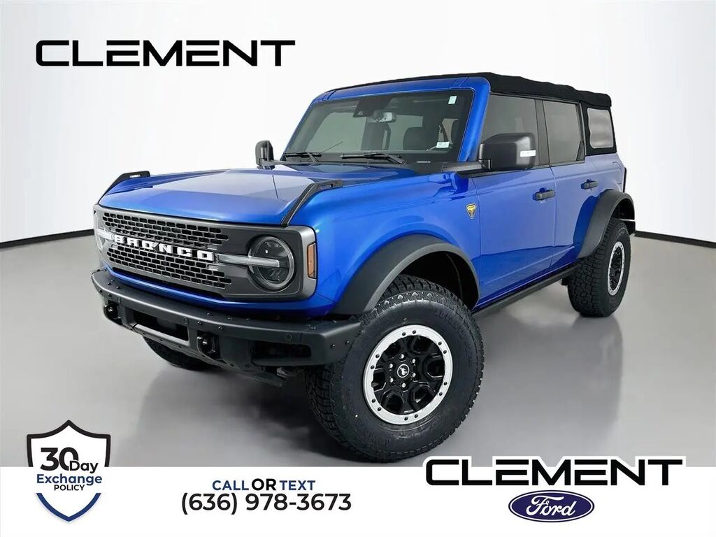 2022 Ford Bronco Base Advanced — photo 1 of 13