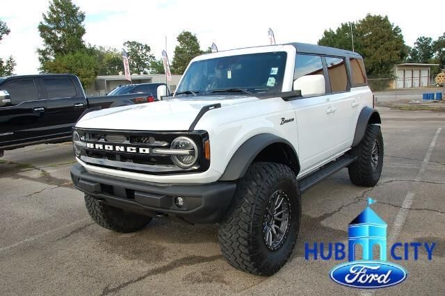2022 Ford Bronco Base Advanced