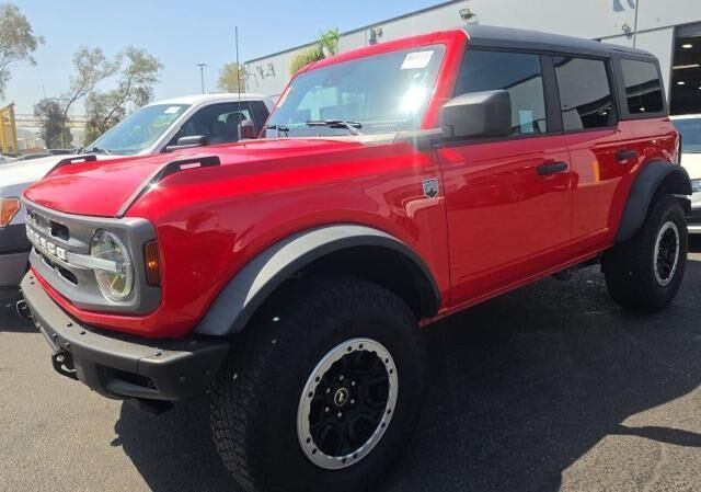2023 Ford Bronco Badlands Advanced
